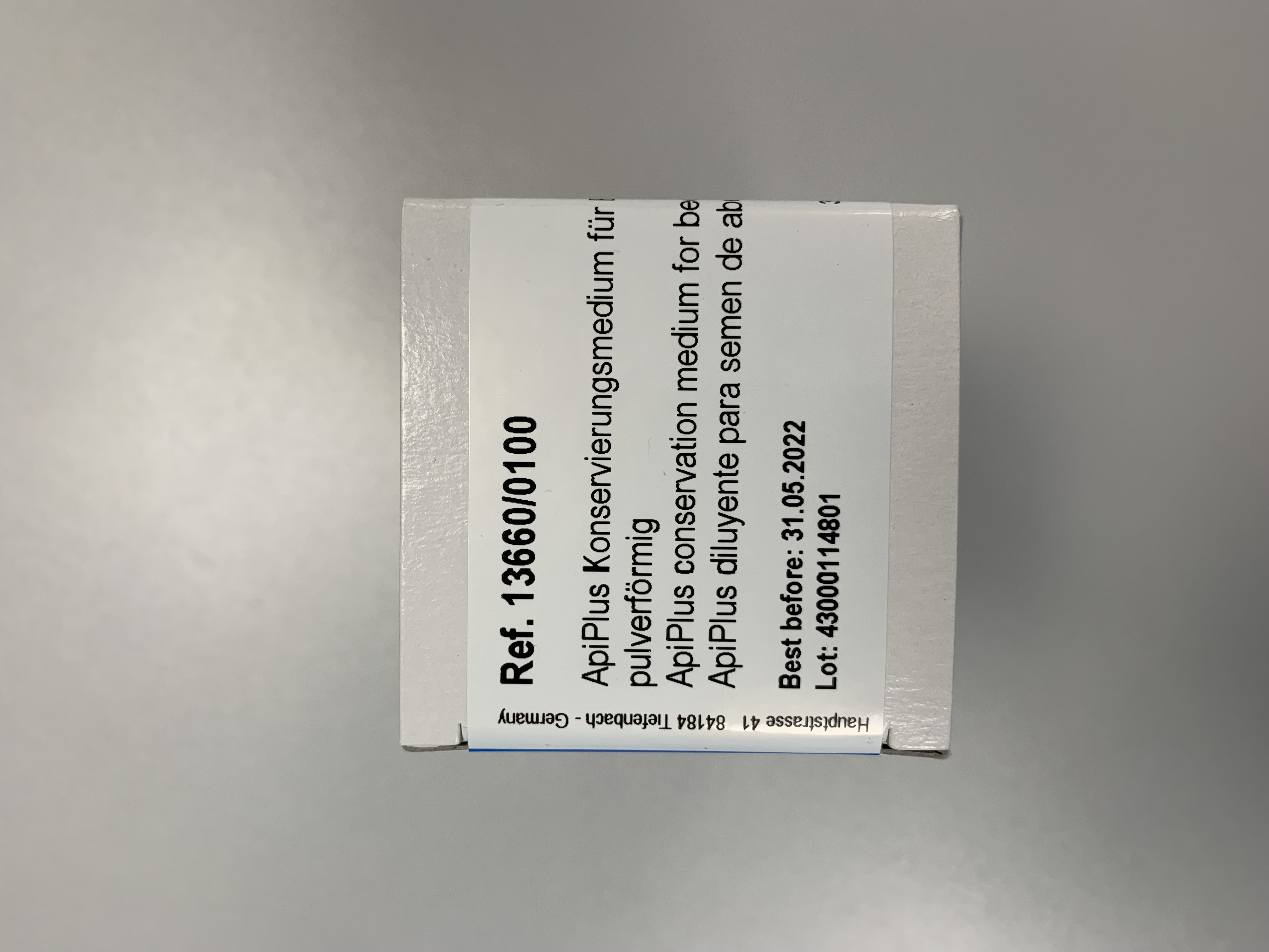 ApiPlus (3g = 100ml) und Bidestilliertes Wasser 100 ml