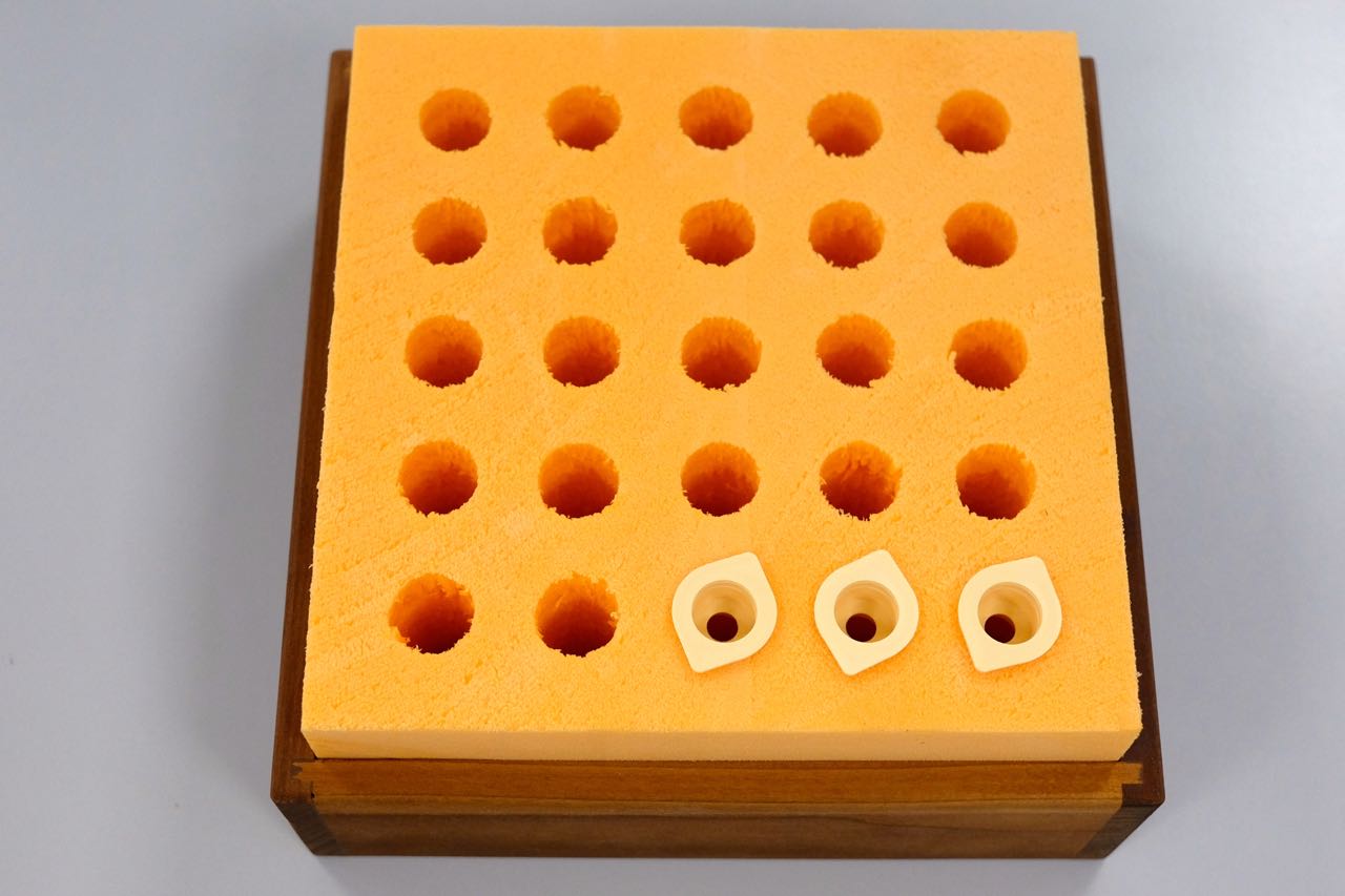 Weiselzellen-Transportbox für 25 Zellen